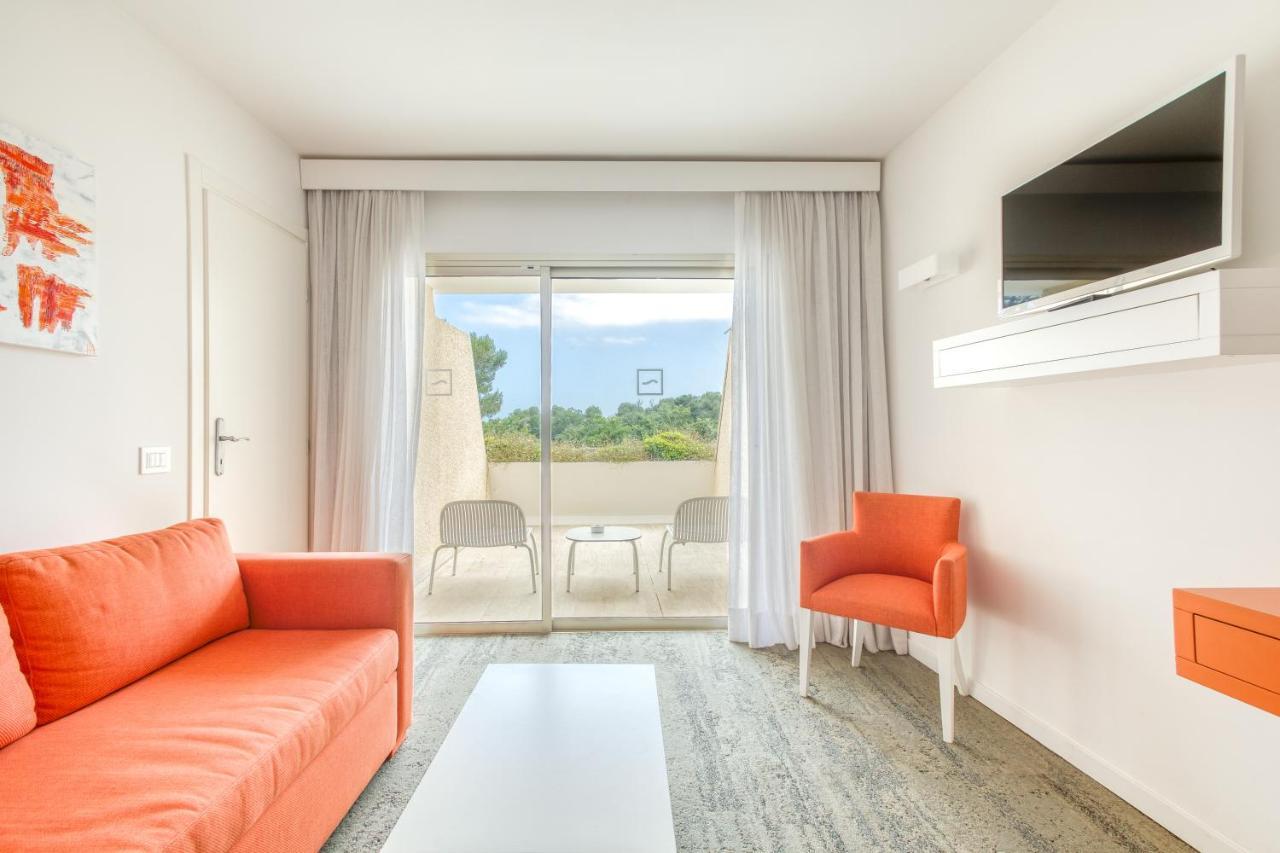 Suite avec Terrasse - Vue sur Piscine